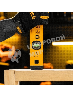 Уровень алюминиевый Denzel магнит., фрезерованный, 3 глазка (1 зеркал.), 0,5 мм/м, 400 мм