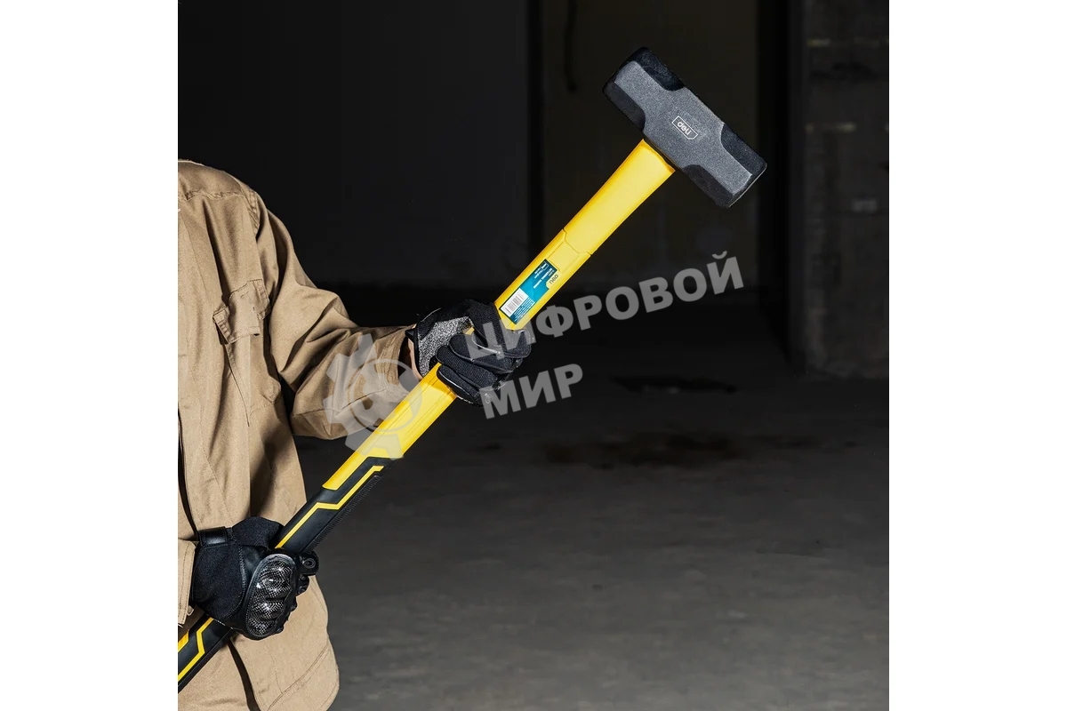 Кувалда Deli DL6913 4500 гр, рукоятка из высокопрочного стекловолокна