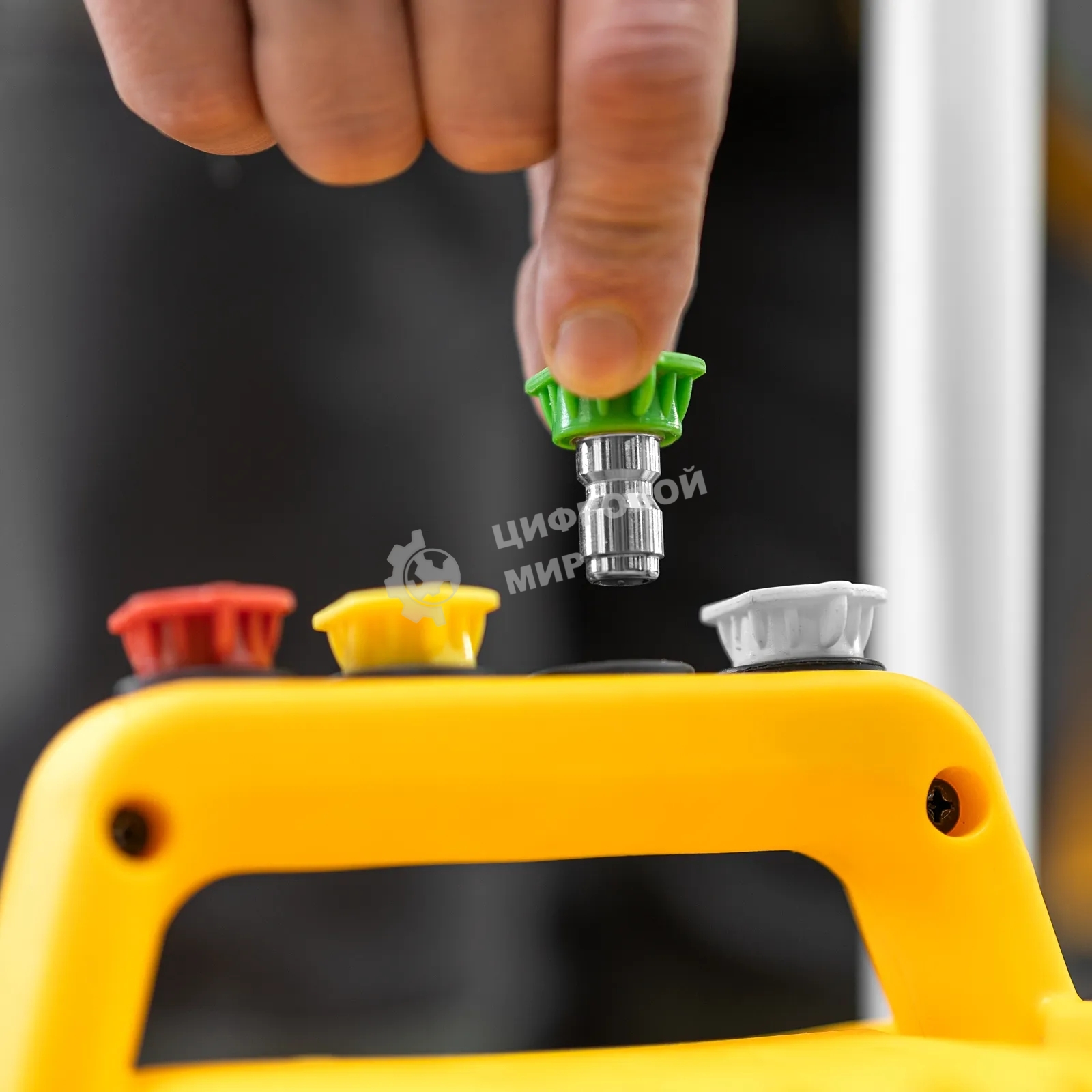 Моечная машина высокого давления Denzel K 70 Power, 2500 Вт, 180 бар, 600 л/ч, асинх. двиг.