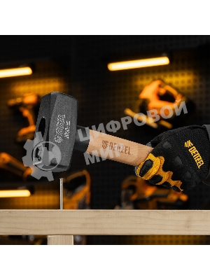 Кувалда Denzel 2000 г, кованая головка, буковая рукоятка