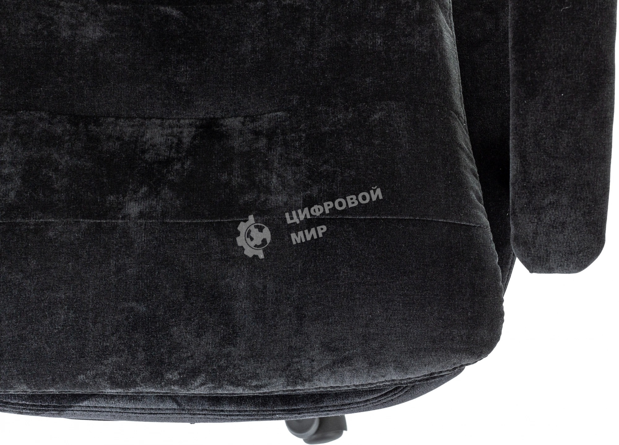 Кресло руководителя Бюрократ T-9950MSG-F Fabric черный Light-20, крестов. пластик, подст. для ног