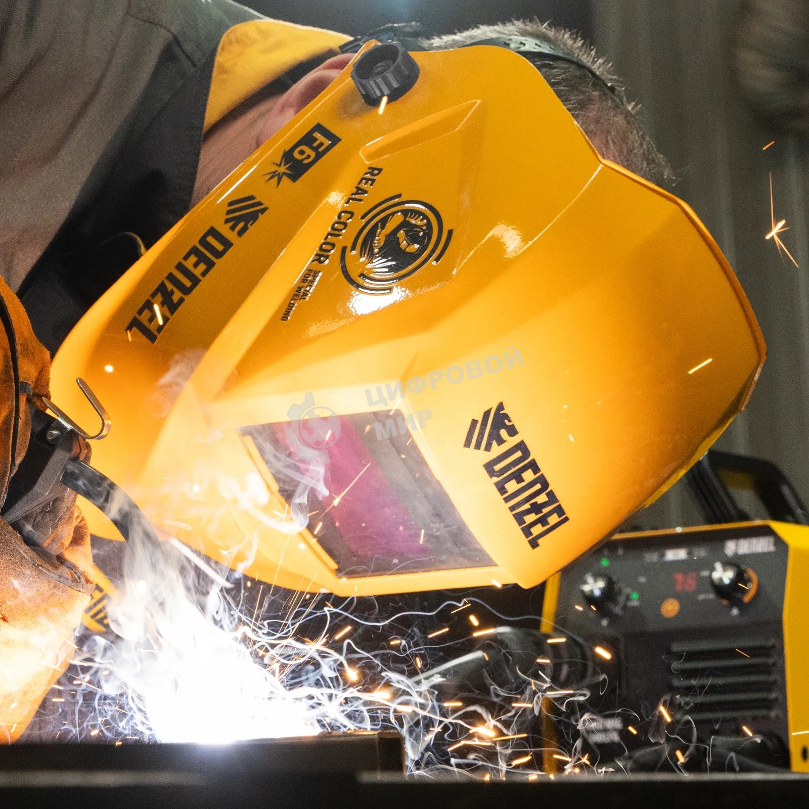 Щиток защитный лицевой (маска сварщика) Denzel F6, см. окно 93х43, Real Color, DIN 5-8/9-13