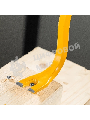 Лом-гвоздодер Denzel 450 мм, шестигранный 16 мм, окрашенный, сталь 65