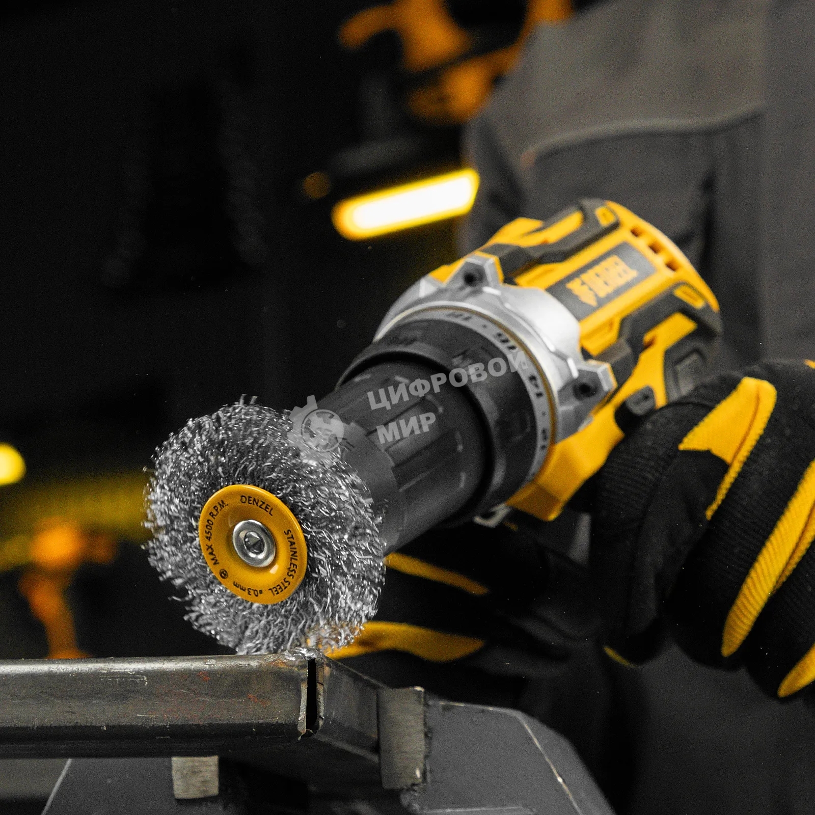 Щетка для дрели Denzel 60 мм, плоская, со шпилькой, нержавеющая витая проволока