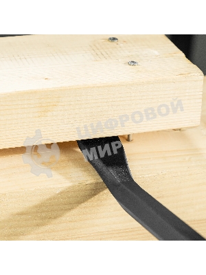 Лом-гвоздодер Denzel 450 мм, шестигранный 16 мм, окрашенный, сталь 65