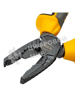 Плоскогубцы комбинированные Denzel 165 мм, трехкомпонентные рукоятки