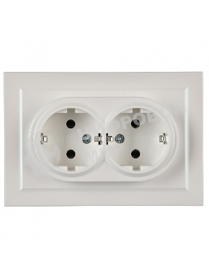 Розетка 2-местная IEK BRITE РС12-3-БрЖ с заземлением, без защитных шторок, 16А в сборе, жемчуг