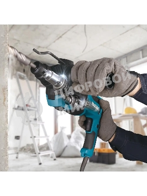 Перфоратор Makita HR2670 патрон:SDS-plus уд.:3Дж 800Вт (кейс в комплекте)