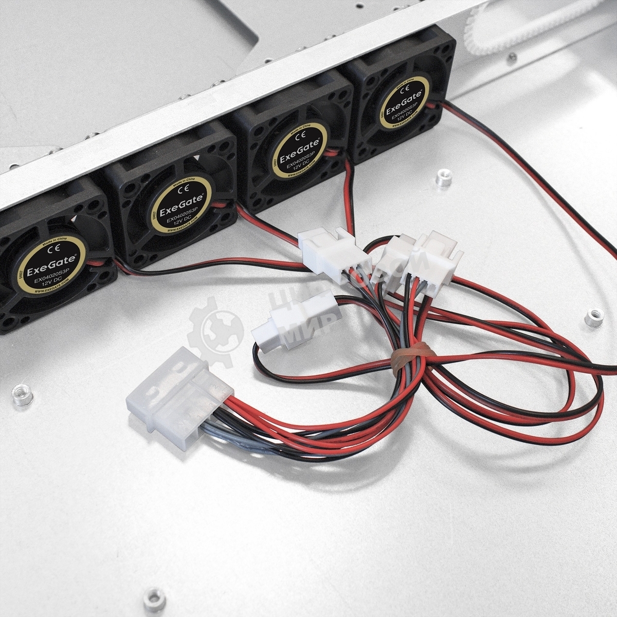 Серверный корпус ExeGate EX293174RUS Pro 1U650-04 (RM 19