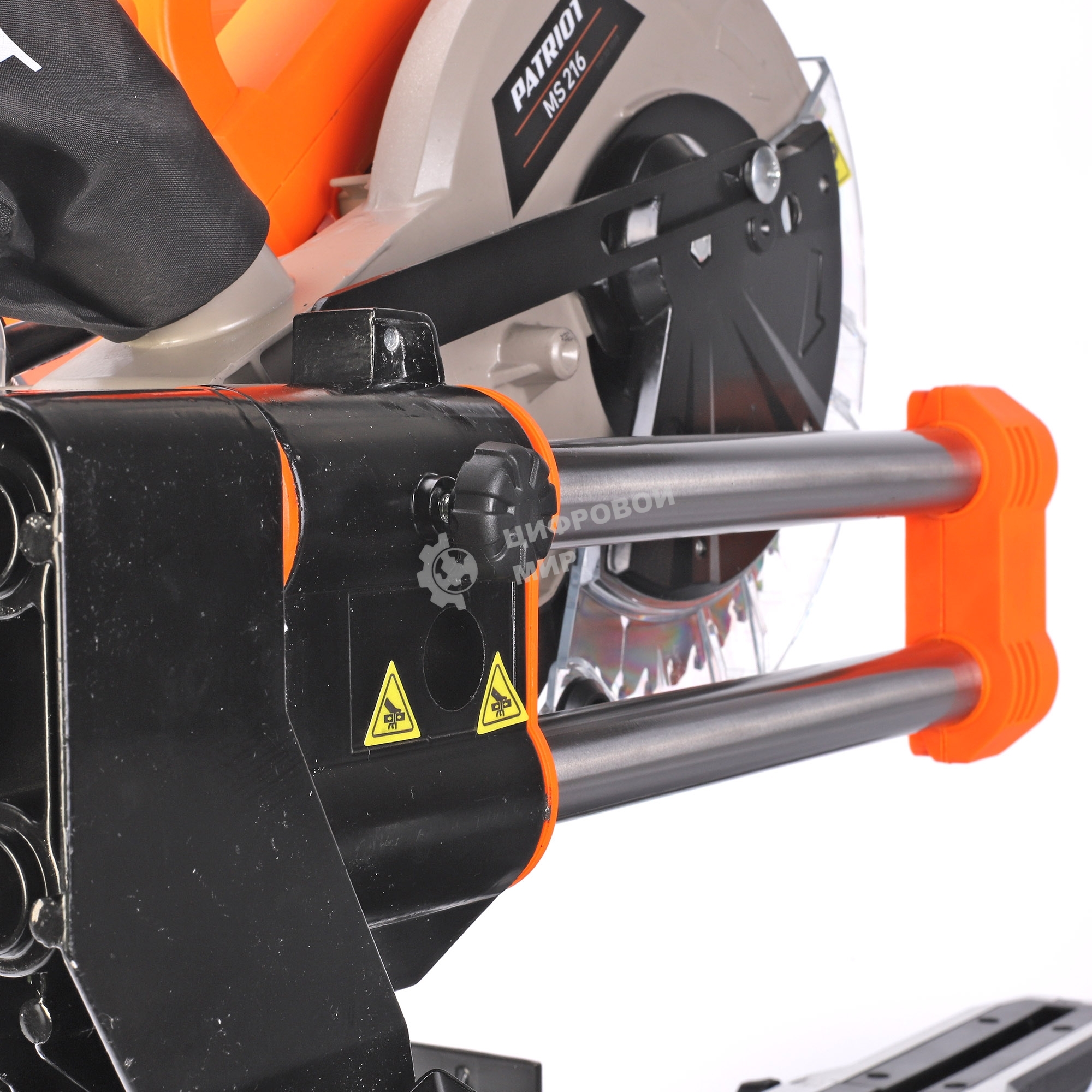 Пила торцовочная PATRIOT MS 216, мощность 1500Вт, пильный диск 216мм, функция протяга,лазерный маркер