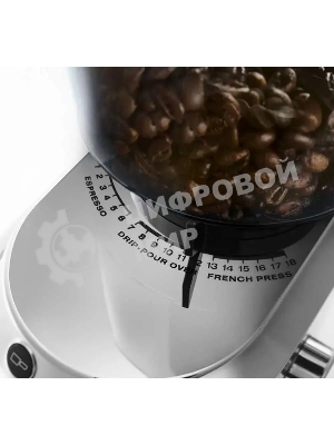 Кофемолка DeLonghi KG520.M