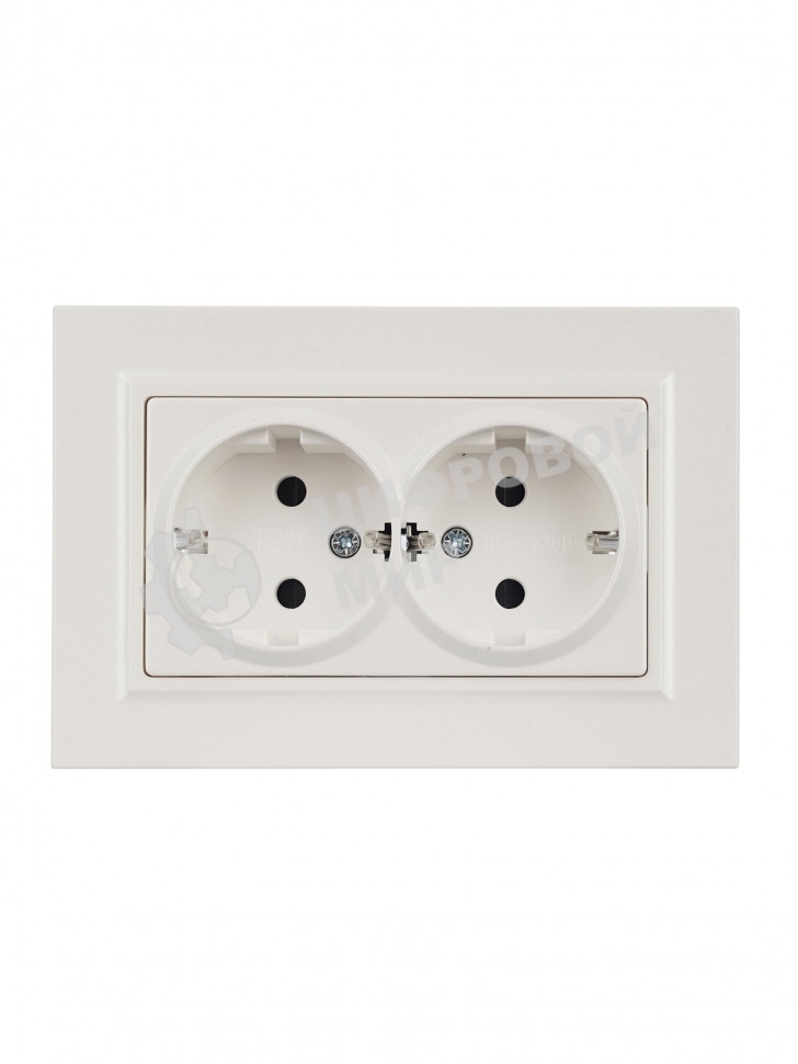 Розетка 2-местная IEK BRITE РСш12-3-БрЖ с заземлением, с защитными шторками, 16А в сборе, жемчуг