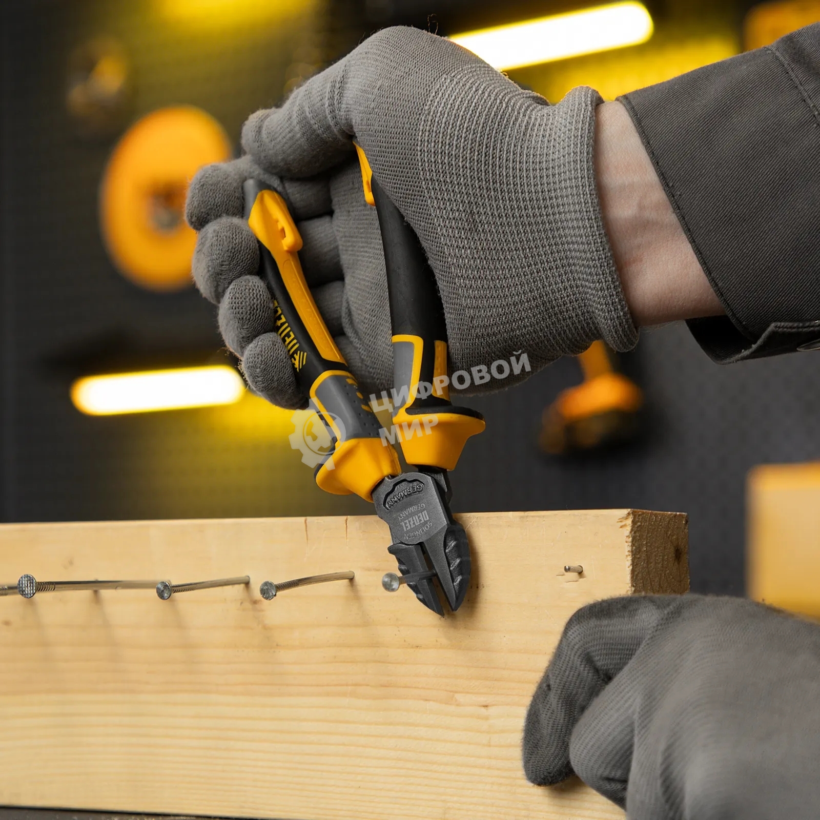 Бокорезы Denzel 180 мм, трехкомпонентные рукоятки