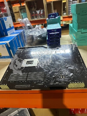 (Из ремонта) Материнская плата GIGABYTE Z590 S1200 ATX Z590 GAMING X [См.описание!]