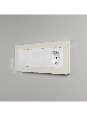 Рамка на 3 поста WERKEL Split (айвори/белый, soft-touch) W0033066