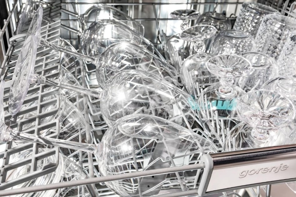 Встраиваемая посудомоечная машина Gorenje GV643D90, черный, 60 см, 16 компл., 45 дБ, класс A+++