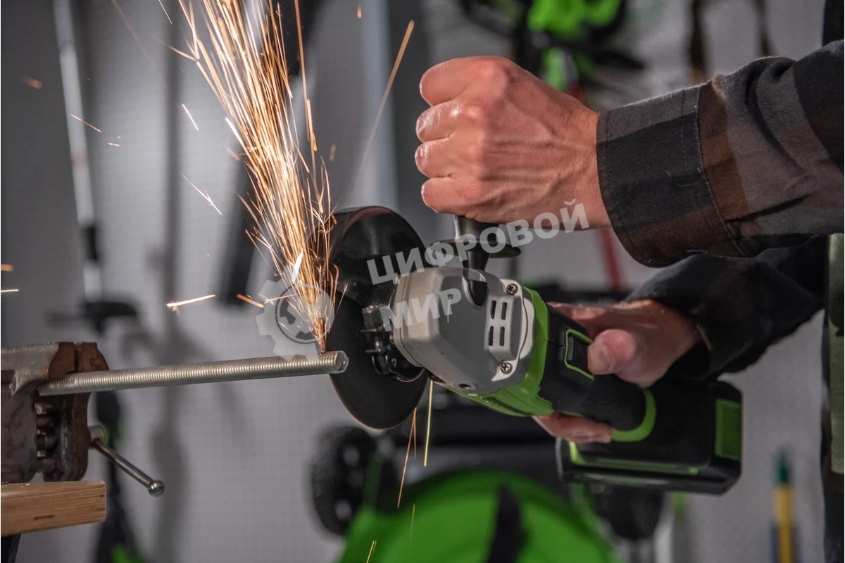 Угловая шлифовальная машина Greenworks 24В, аккумуляторная Greenworks (В комплекте с АКБ 2А·ч. и ЗУ) 3200207UA