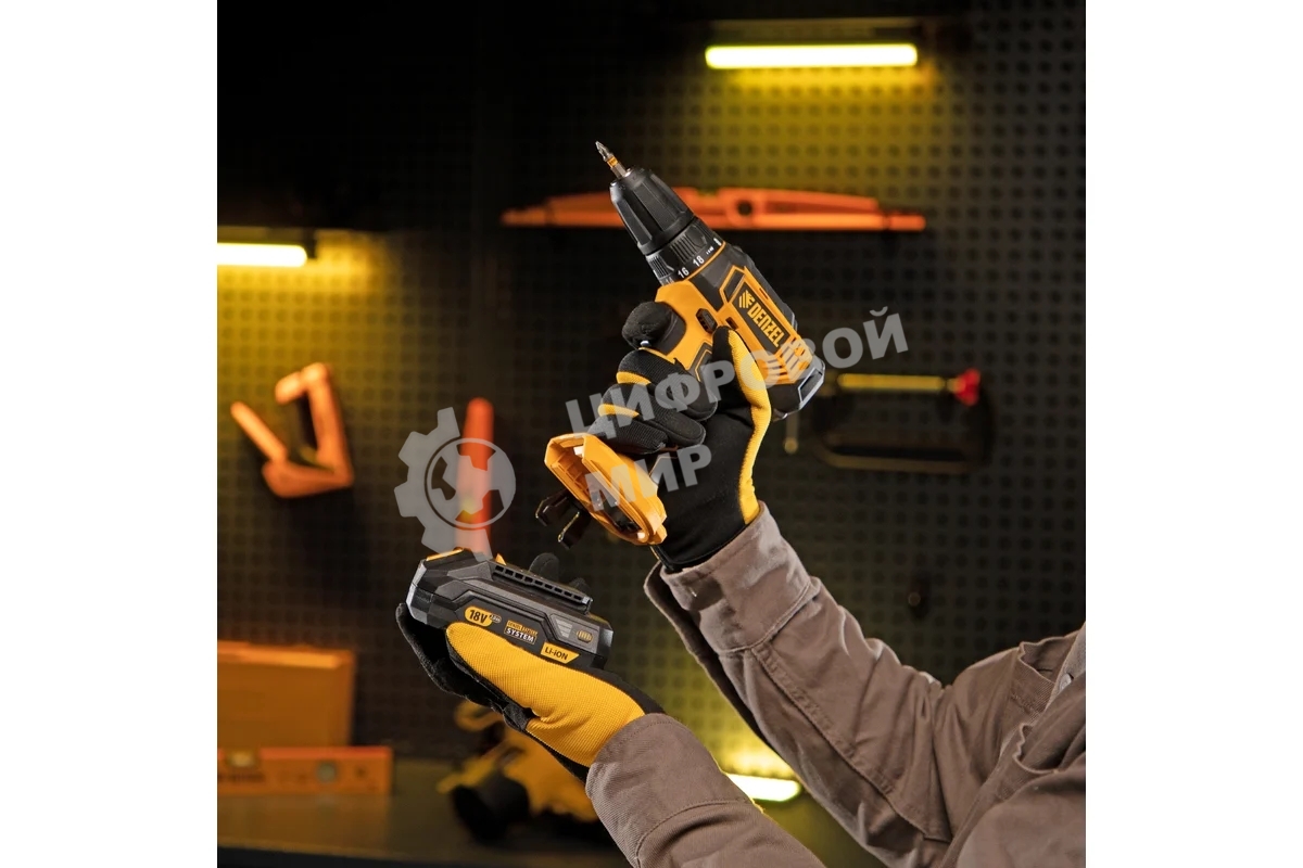 Дрель-шуруповерт Denzel CDL-18-02BM, Аккумуляторная, 18В, 2 АКБ, Кейс