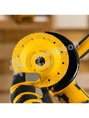 Чашка твердосплавная зачистная Denzel 125 мм, плоская, среднее зерно #16