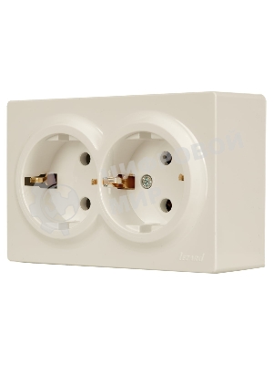 Розетка 2-м ОП LETO с заземл. закрытый корпус ПБТ крем LEZARD 752-0300-127B
