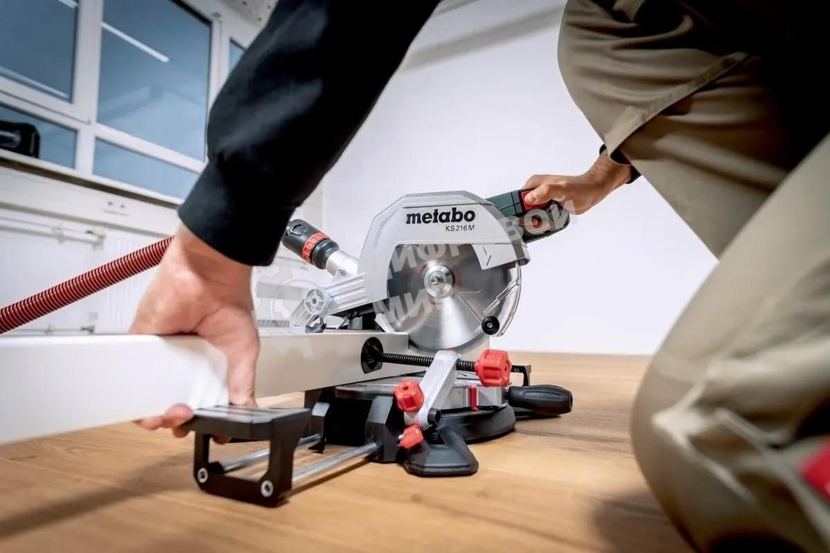 Торцовочная пила Metabo KS 216 M Set 1100Вт 5000об/мин d=216мм