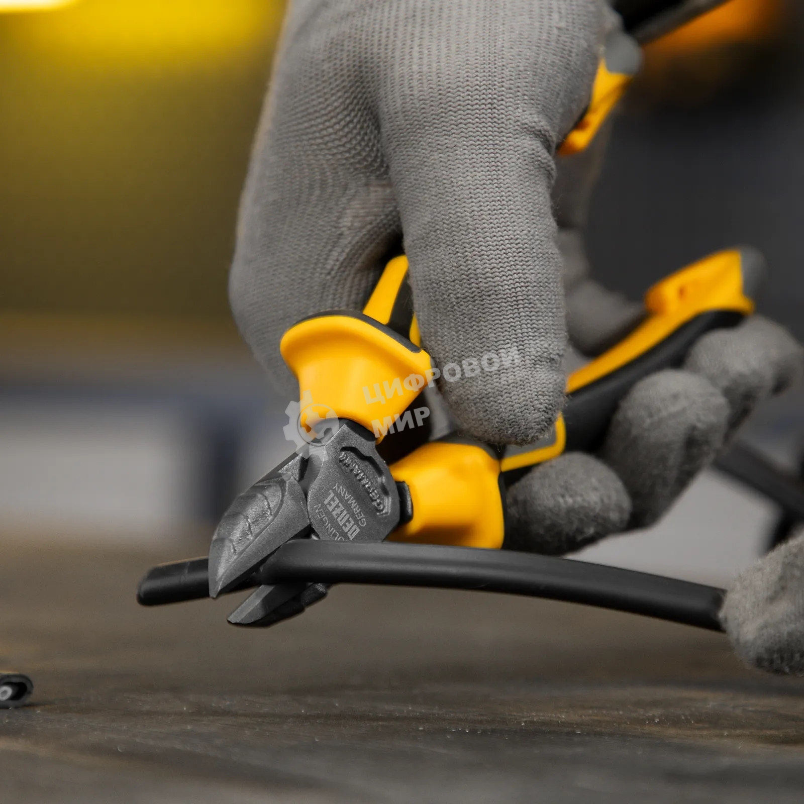 Бокорезы Denzel 145 мм, трехкомпонентные рукоятки