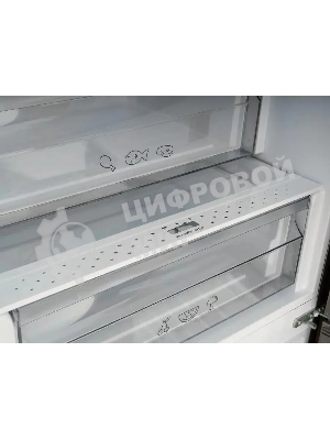 Холодильник Schaub Lorenz SLU S379Y4E черное стекло двухкамерный 266/94л морозилка снизу, No Frost