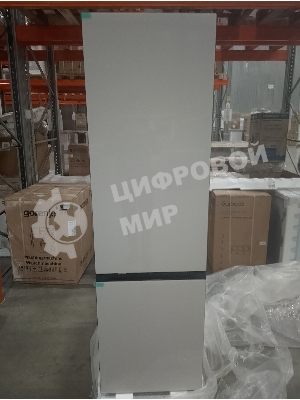 (Поврежденный товар) Холодильник Samsung RB38C7B6D12/EF белый [См.описание!]