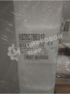 (Поврежденный товар) Холодильник Samsung RB38C7B6D12/EF белый [См.описание!]