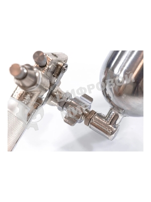 Краскопульт пневматический Matrix для финишных работ с верхним бачком v=01k диам. сопла 05мм