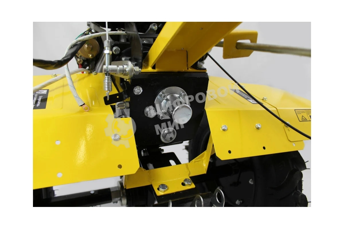 Сельскохозяйственная машина Huter МК-15000 (70/5/19) бензиновый 15л.с.
