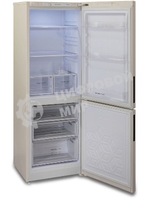 Холодильник Бирюса Б-G6027 бежевый двухкамерный 245/100л морозилка снизу