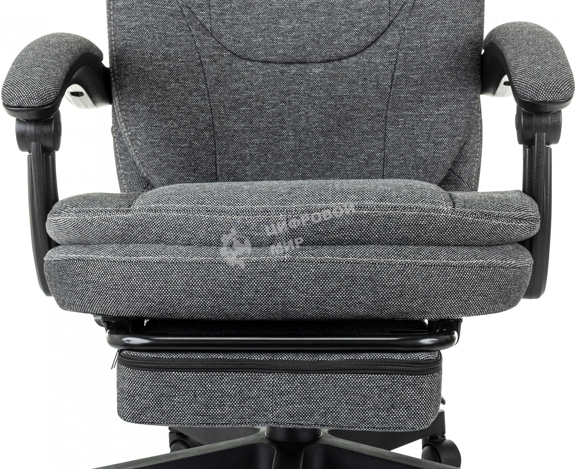 Кресло руководителя Бюрократ CH-868MSG-BF 3C1 серый, крестов. пластик, подст. для ног, пластик черный