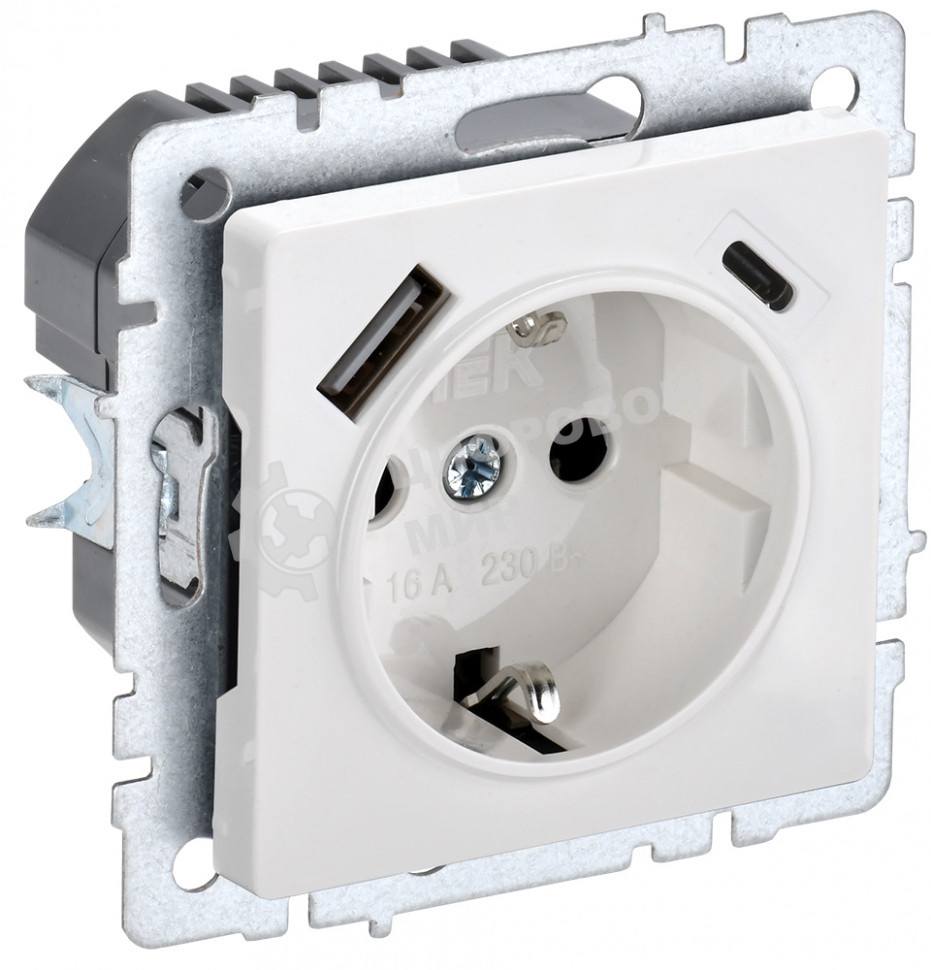 Розетка 1-местная IEK BRITE РЮш11-1-БрБ (BR-R14-16-U22-018-K01) с заземлением, с защитными шторками, 16А, с USB A+C 18 Вт, белый