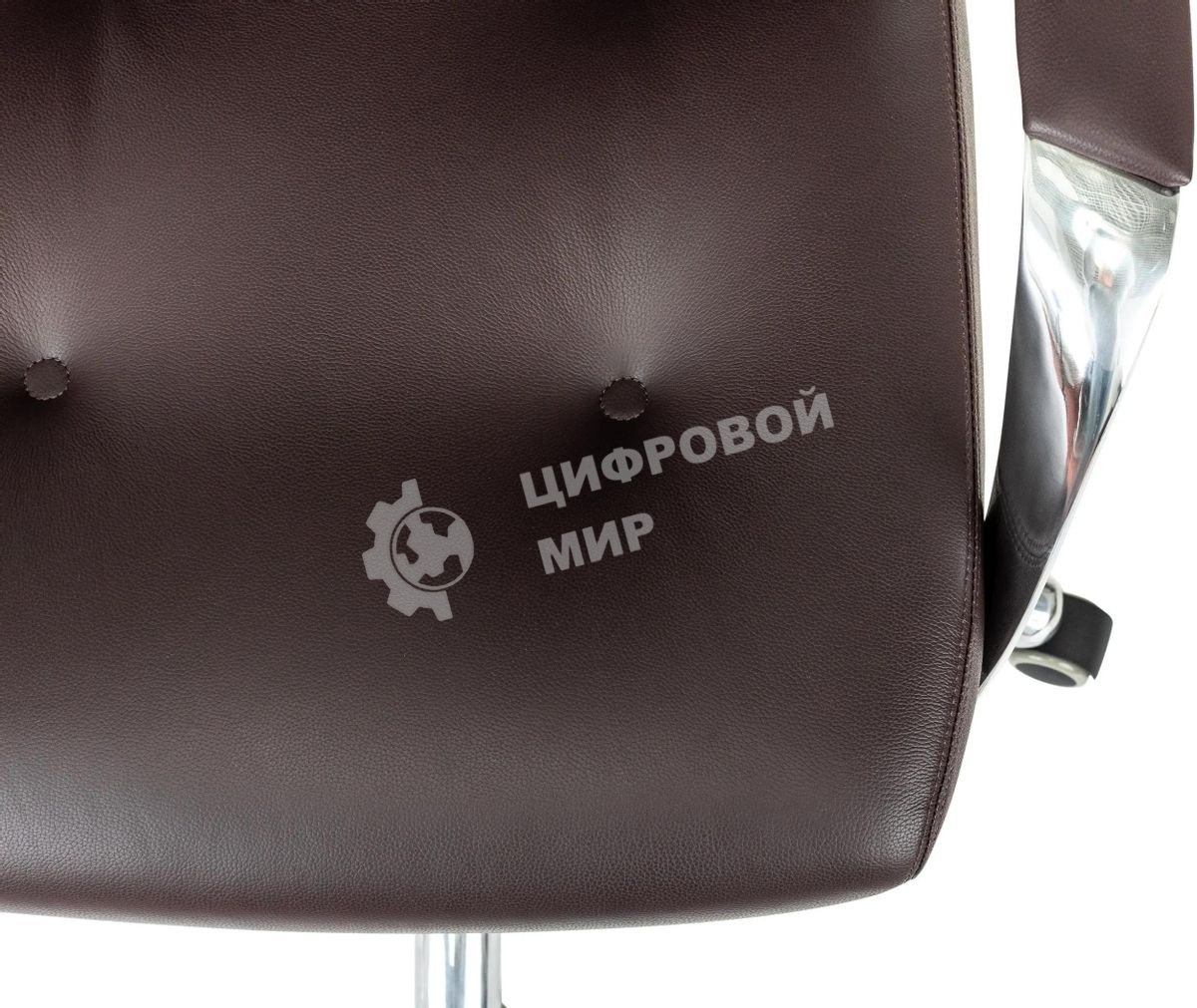 Кресло руководителя Бюрократ DAO/BROWN коричневый, кожа, крестовина алюминий