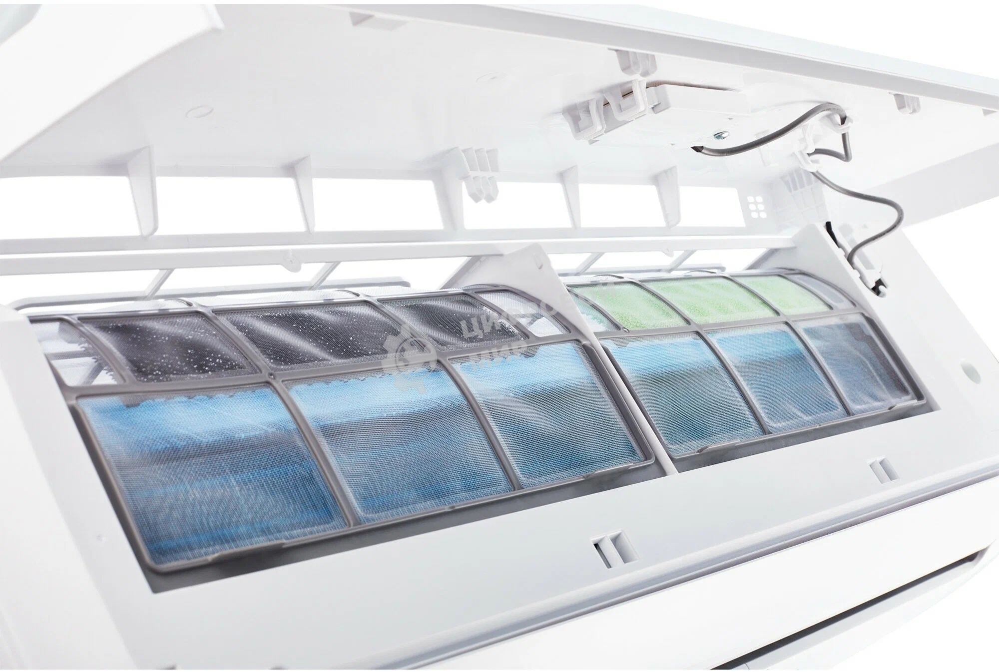 Внутренний блок сплит-системы Electrolux EACS/I-09HAL/N8/in инвертор, 9000 BTU, 25 м², 23 дБ, охлаждение, обогрев, осушение, белый