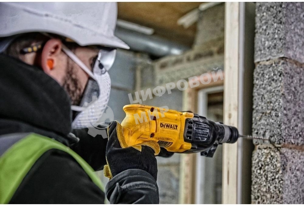 Перфоратор DeWalt D25033K-QS SDS-plus уд.:2.1Дж (кейс в комплекте)