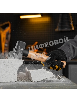 Кувалда Denzel 1000 г, кованая головка, буковая рукоятка