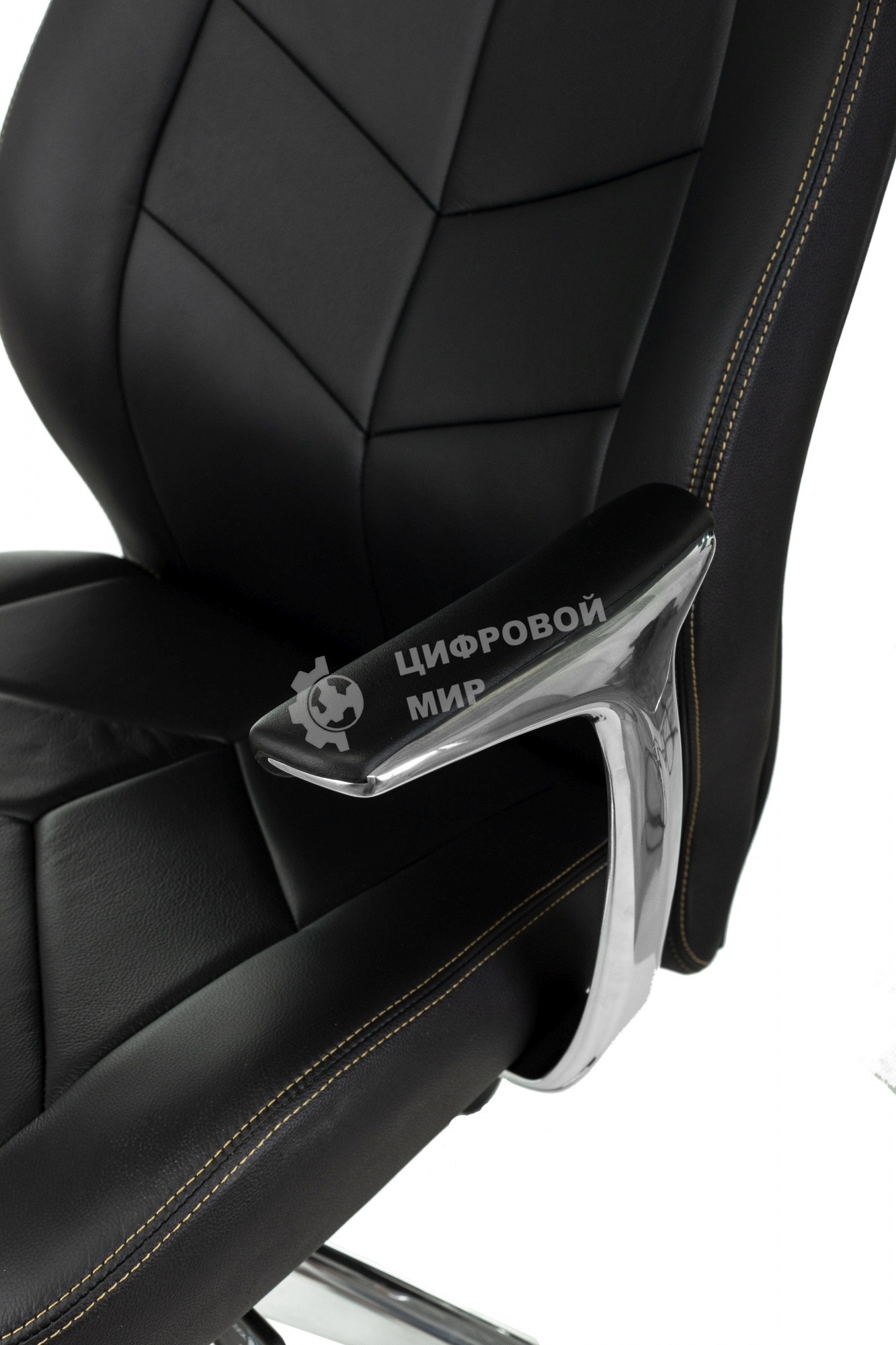 Кресло руководителя Бюрократ Zen/Black черный, кожа, крестовина полированный алюминий