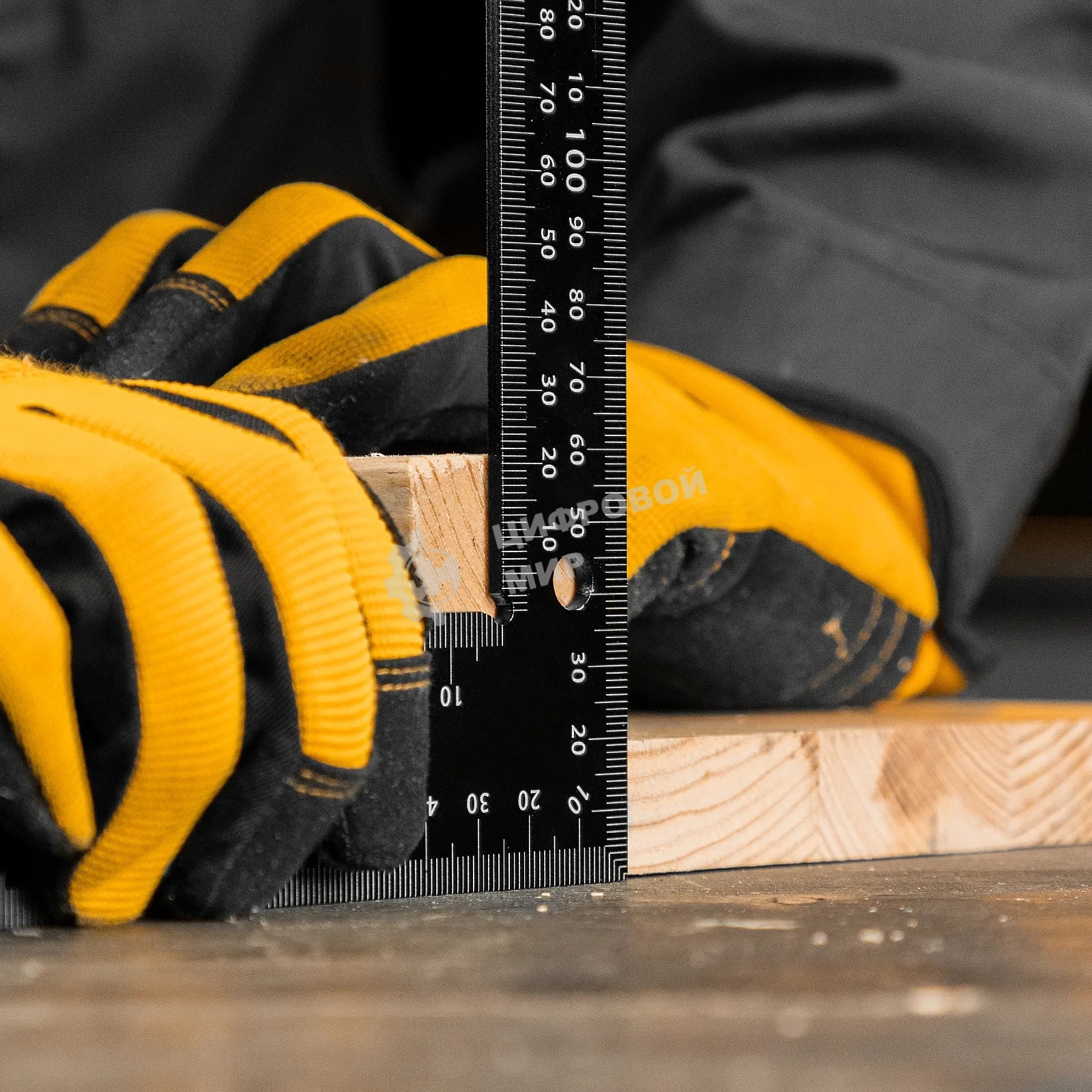 Угольник Denzel 200 х 300 мм, алюминиевый, лазерная гравировка