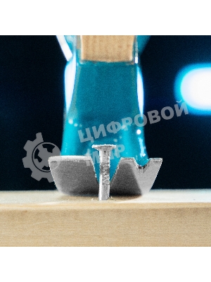 Молоток-гвоздодер Gross AMERICAN HICKORY 450 г, угол 45, магнит, обрезиненная рукоятка