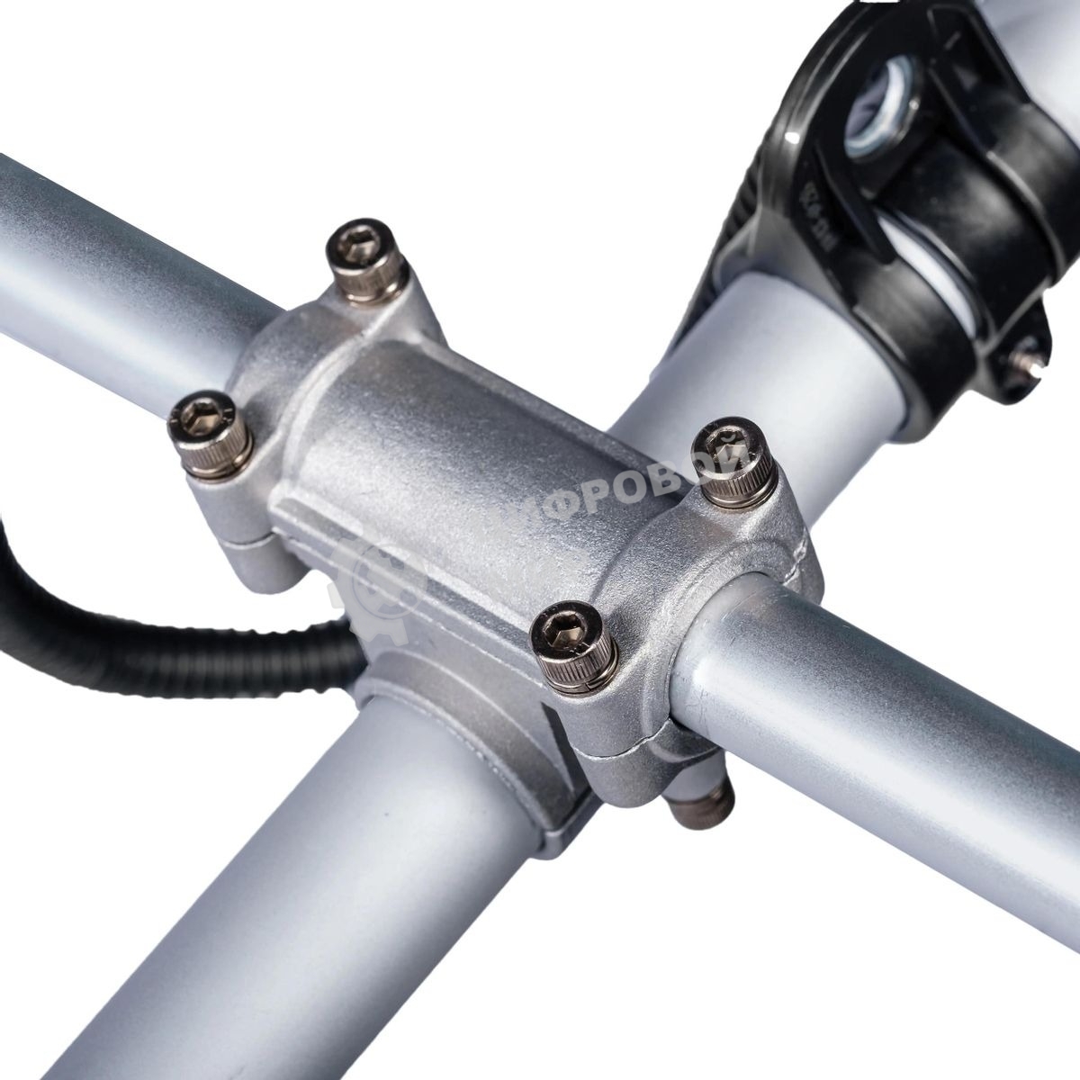 Электрокоса Hyundai GC 1400