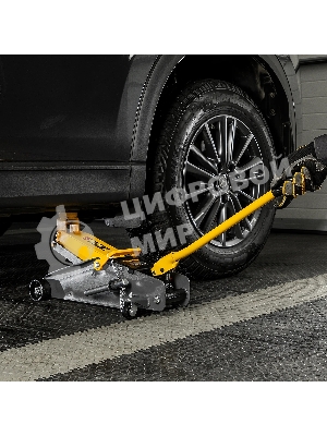 Домкрат гидравлический подкатной с фиксатором Denzel 2,8 т, 135-385 мм