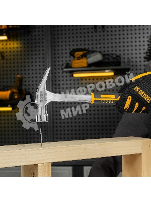 Молоток-гвоздодер Denzel 560 г, цельнометаллический, двухкомпонентная рукоятка