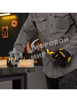 Молоток-гвоздодер Denzel 450 г, цельнокованый, боек с магнитом, двухкомп. обрезин. рук-ка