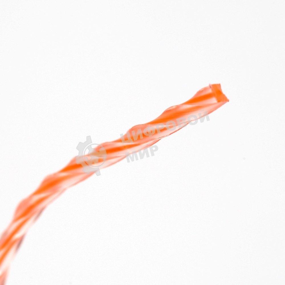 Леска Duoline D 1,6 мм L 15 м (скрученный квадрат, двухцветная, красная жила) на пластиковой обойме, блистерн.тип