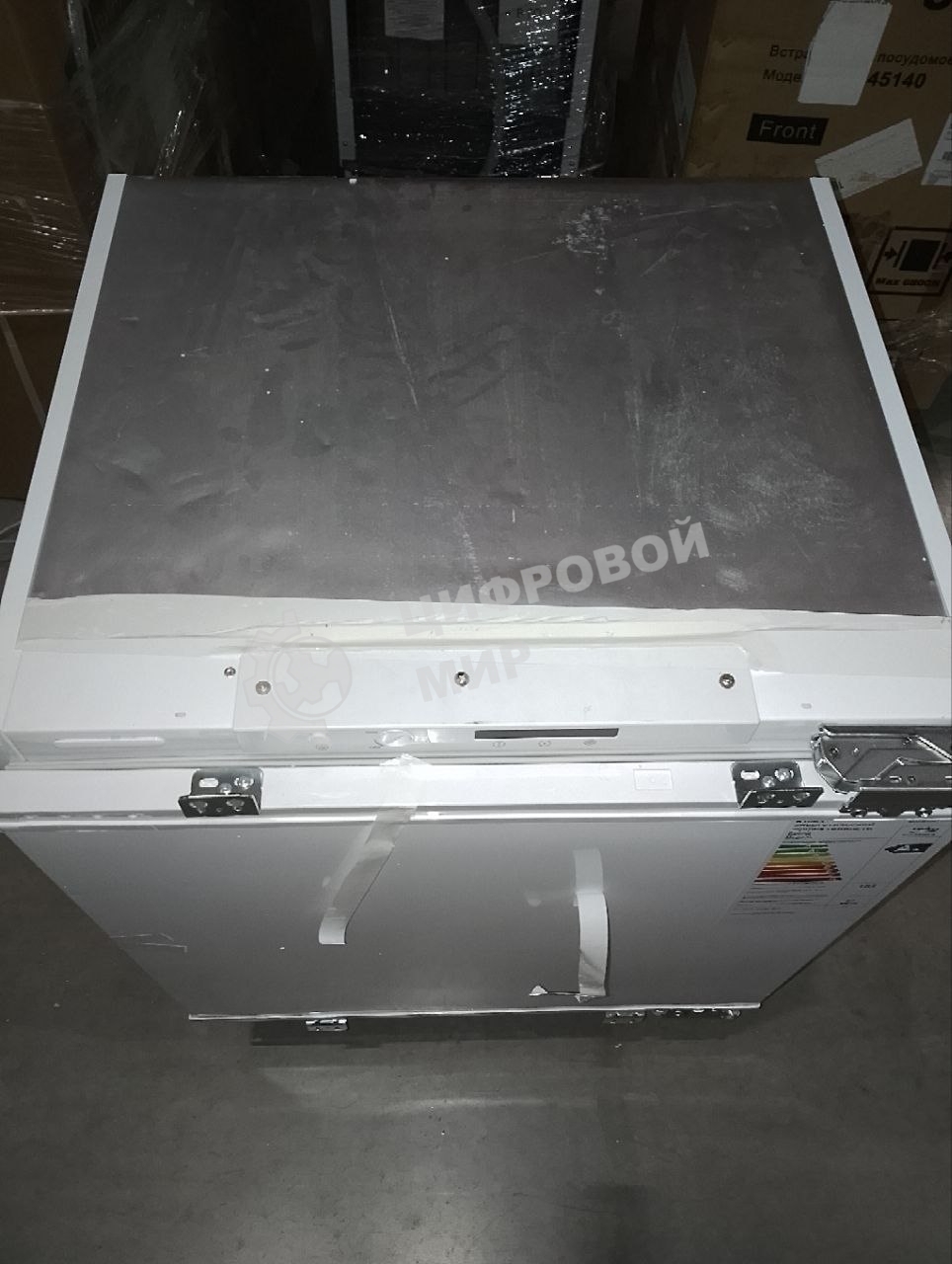 (Поврежденная упаковка) Морозилка встраиваемая BEKO BU 1200 HCA 7217048719 (Вмятины . Царапины . Потертости сверху )