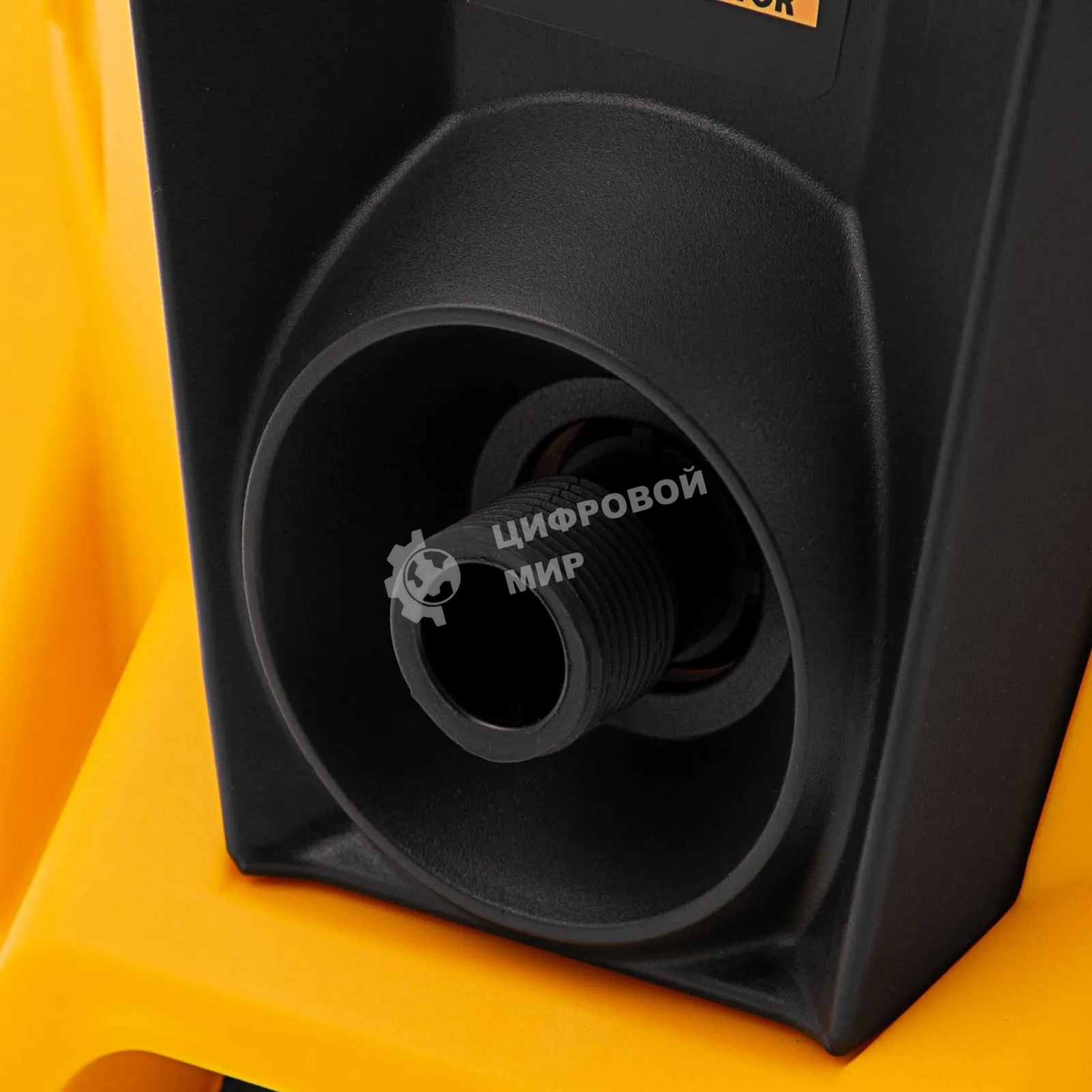 Моечная машина высокого давления Denzel R-210iD, 2600 Вт, 210 бар, 8,0 л/мин, асинх. двиг., бараб.