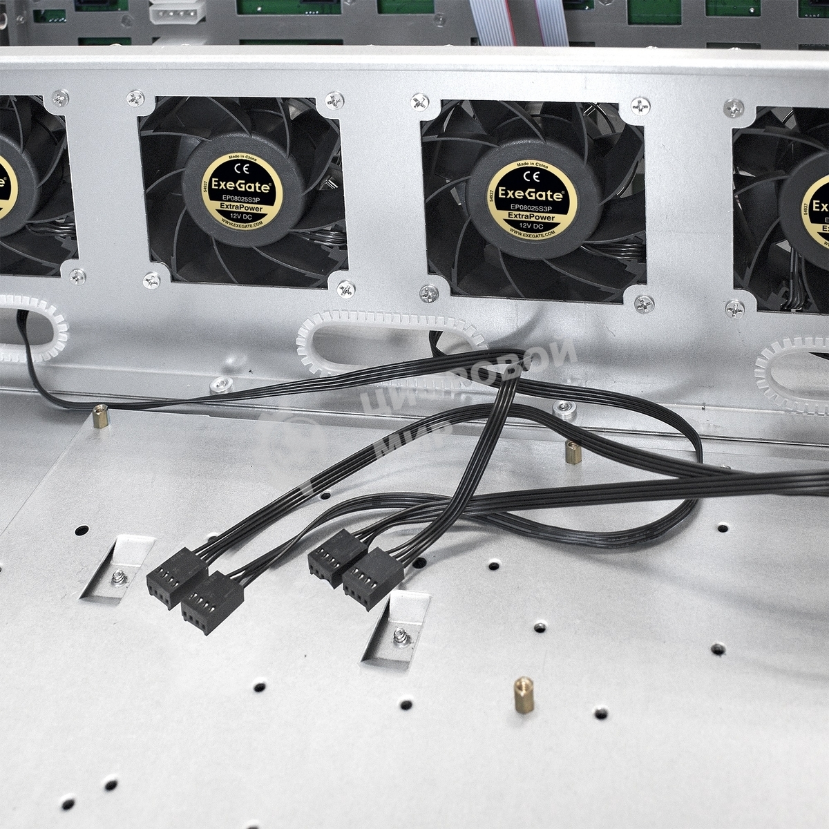 Серверный корпус ExeGate Pro 3U660-HS16 (RM 19