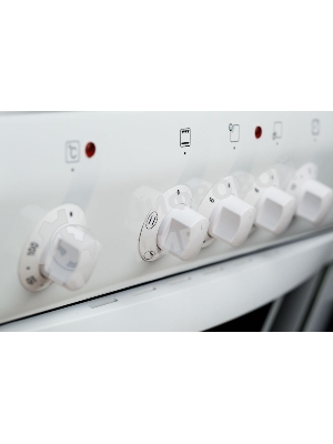 Плита электрическая De Luxe 506004.03ЭС белый, конфорок 4 шт, духовка 60 л, 50 см x 85 см x 60 см